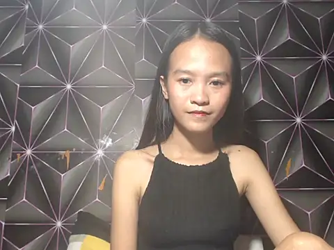 Yourlilpinayy online show from 03/07/26, 02:19