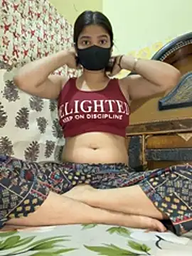 Snapshot of Cutedesigirl chatting on 07/05/26, 11:12 Cutedesigirl online show from 07/05/26, 11:12