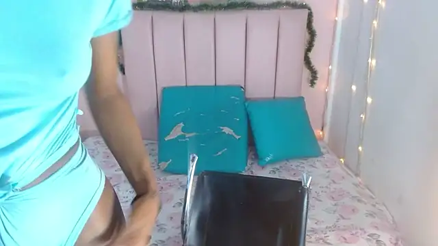 charlothcameronrs707 online show from 03/28/26, 03:00