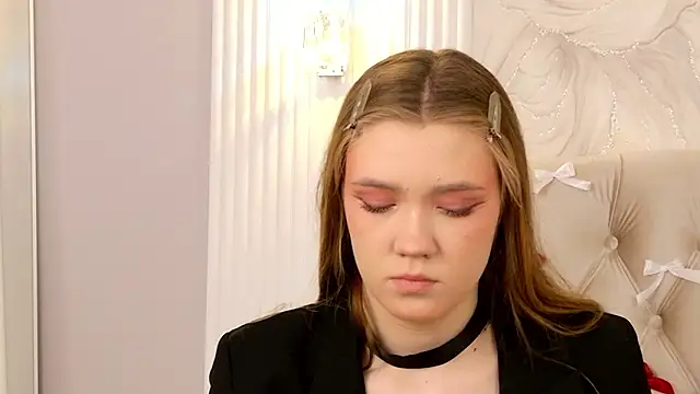 StacyHicks online show from 02/08/26, 03:26