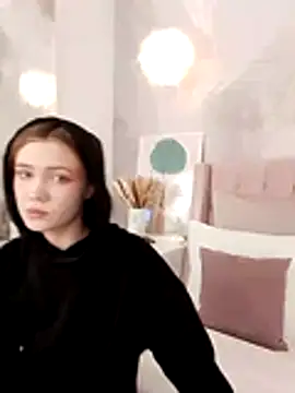 StacyHicks online show from 04/14/26, 03:18