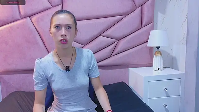 Snapshot of kimberlypink_ chatting on 02/08/26, 11:35 kimberlypink online show from 02/08/26, 11:35