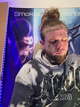 Snapshot of Smokebluntafterblunt chatting on 02/10/26, 03:27 Smokebluntafterblunt online show from 02/10/26, 03:27