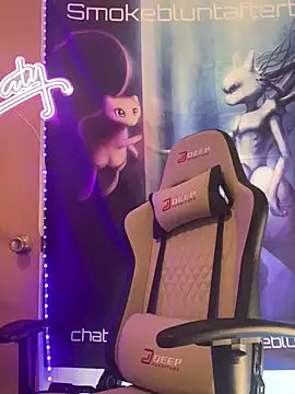 Snapshot of Smokebluntafterblunt chatting on 02/28/26, 01:39 Smokebluntafterblunt online show from 02/28/26, 01:39