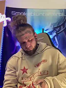 Smokebluntafterblunt online show from 03/20/26, 04:12