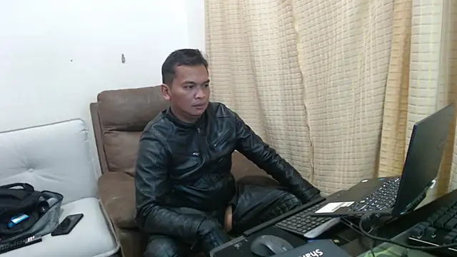 Snapshot of NeedyIron chatting on 02/07/26, 04:43 NeedyIron online show from 02/07/26, 04:43