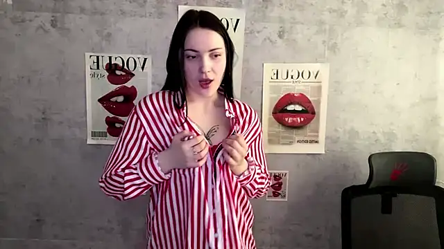 Snapshot of Mona_Fox chatting on 02/27/26, 06:13 Mona Fox online show from 02/27/26, 06:13