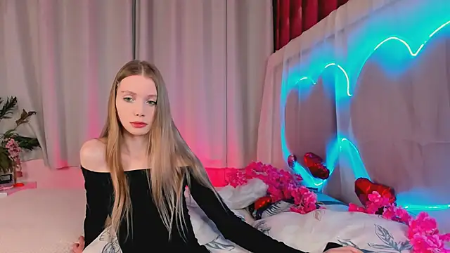 Snapshot of lada2k4 chatting on 02/21/26, 06:03 lada2k4 online show from 02/21/26, 06:03