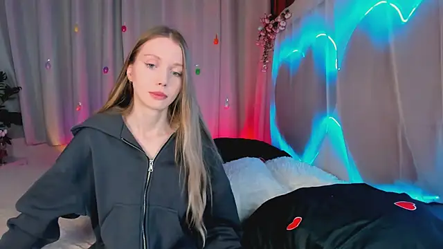 lada2k4 online show from 04/06/26, 06:03