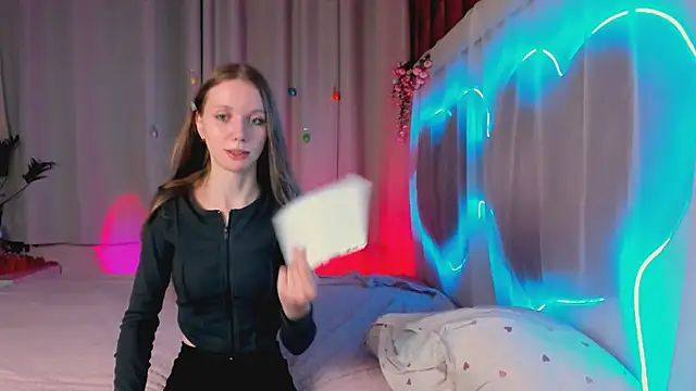 lada2k4 online show from 07/06/26, 05:04
