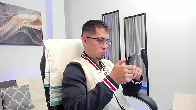 Tommas Jhonson online show from 03/15/26, 03:56