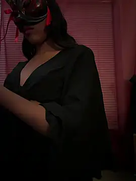 LadyKitsune online show from 02/14/26, 06:32