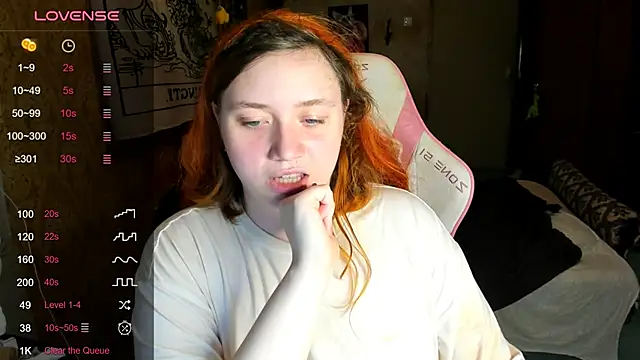 Snapshot of shamy_lily chatting on 06/15/26, 07:38 shamy lily online show from 06/15/26, 07:38
