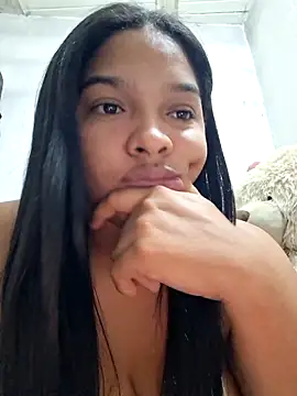 Snapshot of AnnaMil3J chatting on 02/21/26, 05:08 AnnaMil3J online show from 02/21/26, 05:08