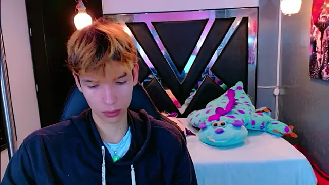 Liam Green1 online show from 02/10/26, 11:47