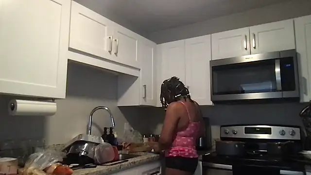 Snapshot of bisexualbeauty50 chatting on 02/14/26, 08:16 bisexualbeauty50 online show from 02/14/26, 08:16