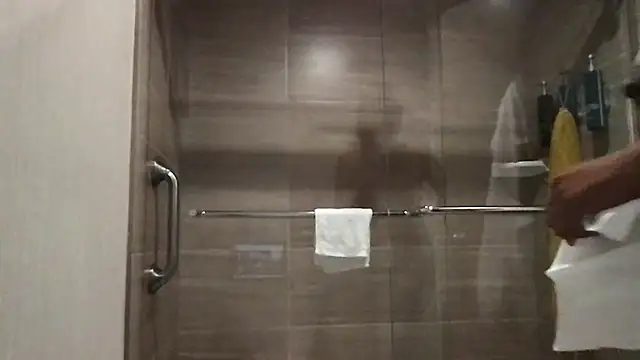 Snapshot of bisexualbeauty50 chatting on 02/25/26, 04:05 bisexualbeauty50 online show from 02/25/26, 04:05