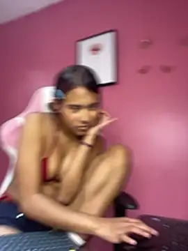 Rylia online show from 03/16/26, 02:21