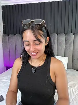 Nanda vixen  online show from 04/03/26, 11:47