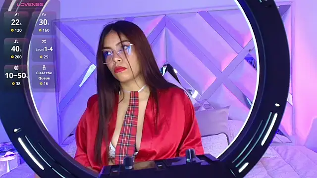 Ariana Castillo   online show from 02/19/26, 12:56