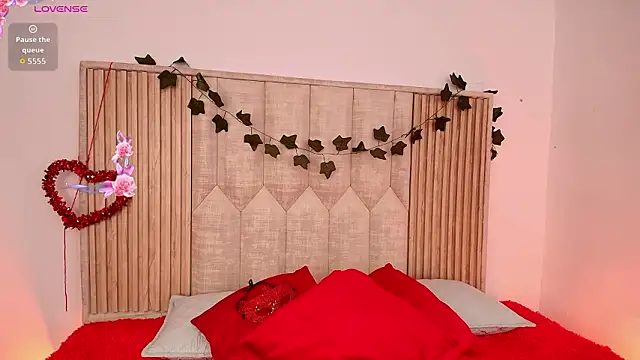 Ariana Castillo   online show from 03/16/26, 12:42