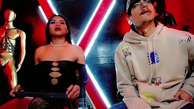 Snapshot of Damian-and-Camerum chatting on 02/28/26, 03:18 Damian-and-Camerum online show from 02/28/26, 03:18