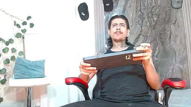 Damian-and-Camerum online show from 05/13/26, 03:15