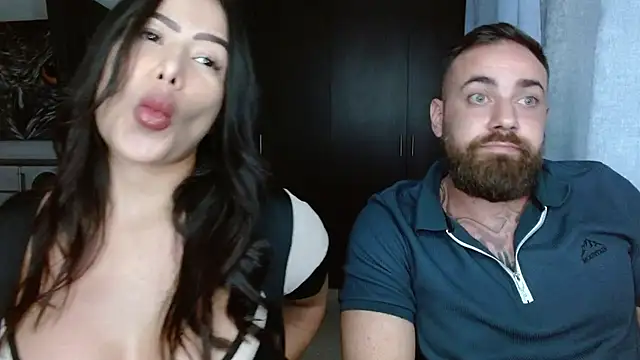 hotcouplexx1 online show from 03/27/26, 11:04