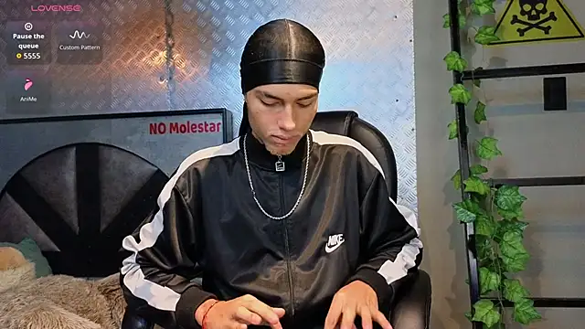 ItsZairen online show from 03/12/26, 03:23