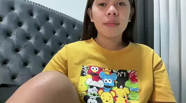 Mooree naba online show from 01/21/25, 12:04