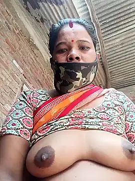 Snapshot of Kirti_sacsena chatting on 02/21/26, 06:14 Kirti sacsena online show from 02/21/26, 06:14