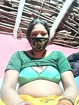 Kirti sacsena online show from 04/14/26, 11:33