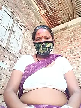 Kirti sacsena online show from 04/28/26, 09:14