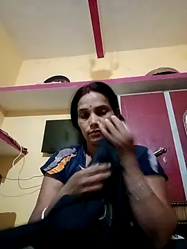 Snapshot of njkalo_sexe chatting on 02/27/26, 10:43 njkalo sexe online show from 02/27/26, 10:43