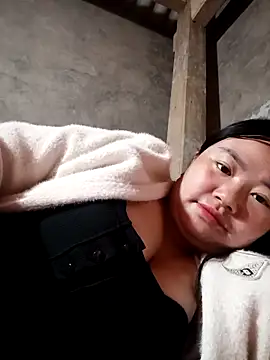 Snapshot of lisn-cute chatting on 03/03/26, 11:32 lisn-cute online show from 03/03/26, 11:32