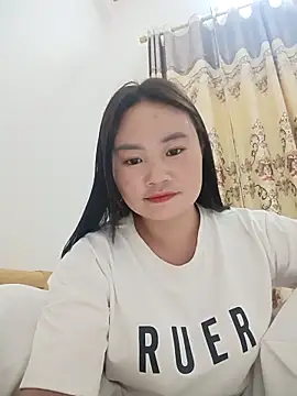 Snapshot of lisn-cute chatting on 04/08/26, 09:53 lisn-cute online show from 04/08/26, 09:53