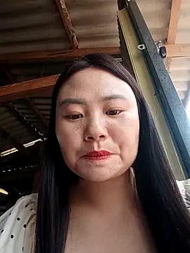 Snapshot of lisn-cute chatting on 04/14/26, 02:17 lisn-cute online show from 04/14/26, 02:17