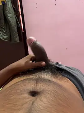 Snapshot of Hyderabad_Wala_Virgin1 chatting on 02/08/26, 08:40 Hyderabad Wala Virgin1 online show from 02/08/26, 08:40