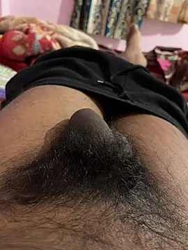 Snapshot of Hyderabad_Wala_Virgin1 chatting on 02/11/26, 04:45 Hyderabad Wala Virgin1 online show from 02/11/26, 04:45