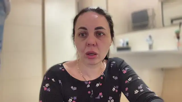 Darsy Rox online show from 04/12/26, 09:58