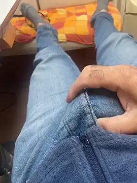 Snapshot of stallone_italiano_62 chatting on 02/27/26, 09:09 stallone italiano 62 online show from 02/27/26, 09:09