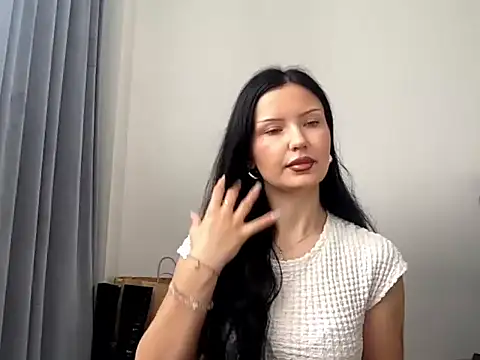 JoanGold online show from 04/23/26, 06:25