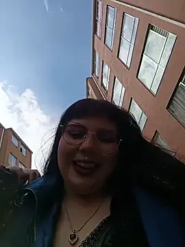 Snapshot of Yulska chatting on 02/21/26, 08:32 Yulska online show from 02/21/26, 08:32