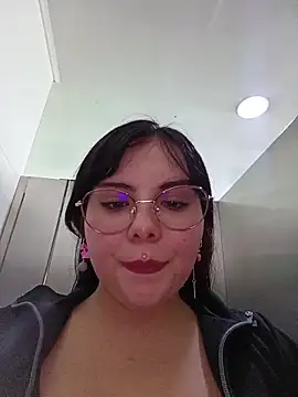 Yulska online show from 05/03/26, 10:16