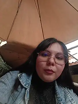 Yulska online show from 05/06/26, 10:37