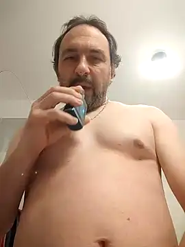 Snapshot of Luluberlu04 chatting on 02/09/26, 12:03 Luluberlu04 online show from 02/09/26, 12:03