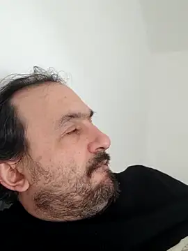 Snapshot of Luluberlu04 chatting on 02/11/26, 01:49 Luluberlu04 online show from 02/11/26, 01:49