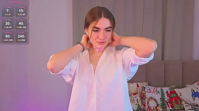 Snapshot of CharaVaz chatting on 03/01/26, 11:12 CharaVaz online show from 03/01/26, 11:12