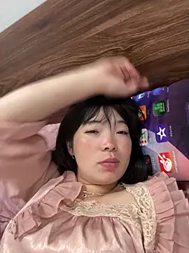 cuty lusy online show from 04/16/26, 04:57