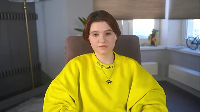 Snapshot of BelleHayton chatting on 02/11/26, 12:10 BelleHayton online show from 02/11/26, 12:10